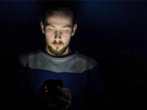 Is Our Sleep Afffected By Smartphones